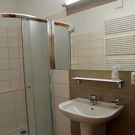 Hotel Kaskada 3*
